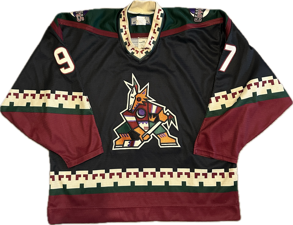 Vintage Phoenix Coyotes NHL Hockey Jersey (L)