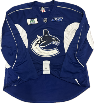 Vancouver Canucks Practice Worn NHL Hockey Jersey (60)