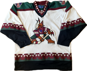 Vintage Arizona Coyotes NHL Hockey Jersey (L)