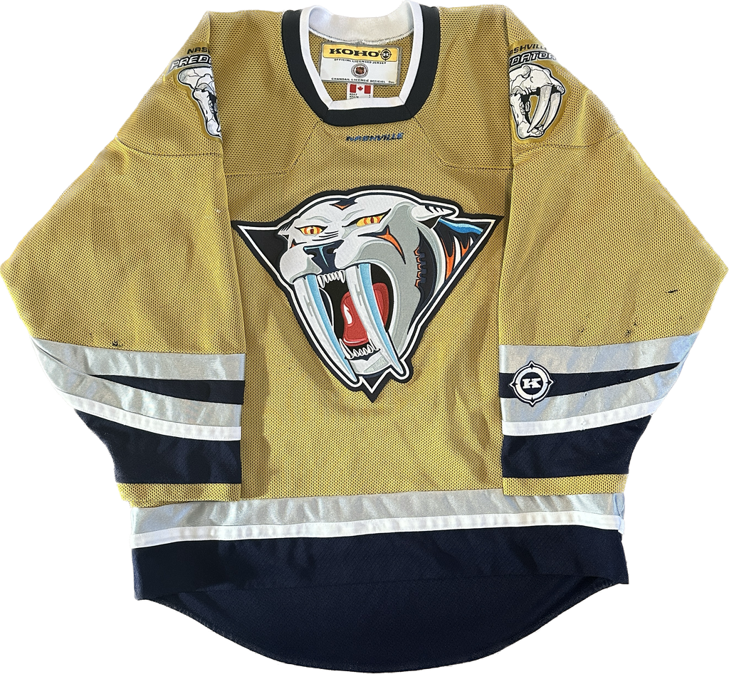 Vintage Nashville Predators NHL Hockey Jersey (L)