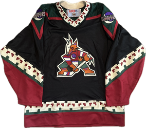 Vintage Phoenix Coyotes NHL Hockey Jersey (L)