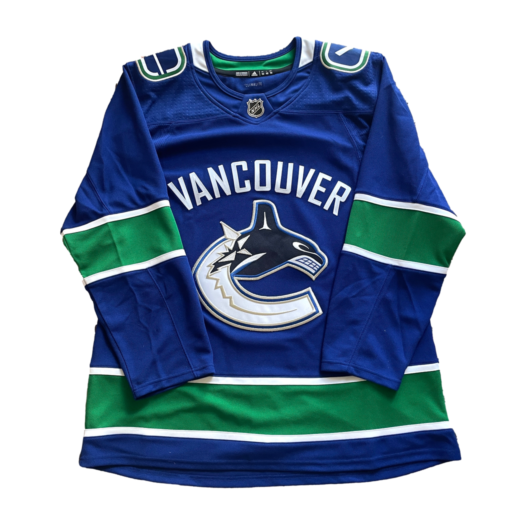 Vancouver Canucks NHL Hockey Jersey (52)