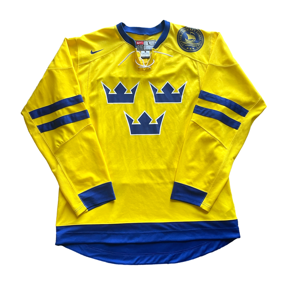 Sweden IIHF Nike Hockey Jersey (L)