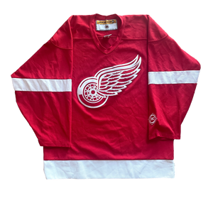 Vintage Detroit Red Wings NHL Hockey Jersey (M)